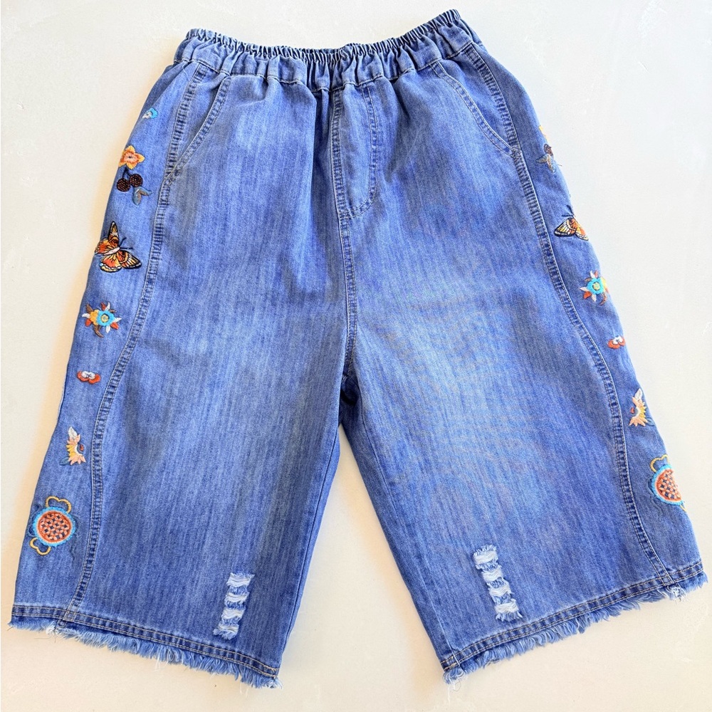 Vintage 90s High Rise Butterfly Floral Denim Bermuda Shorts Small